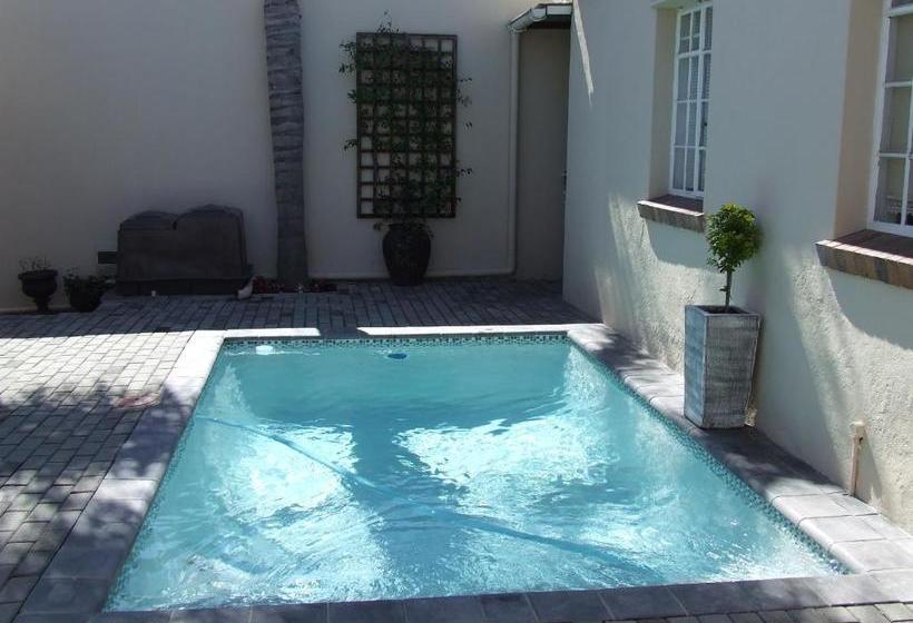 住宿加早餐 River Road Guest House