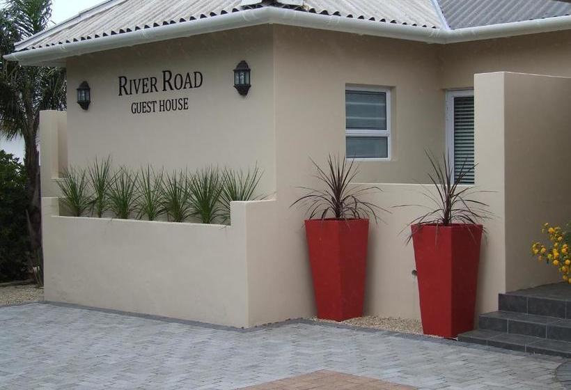 住宿加早餐 River Road Guest House