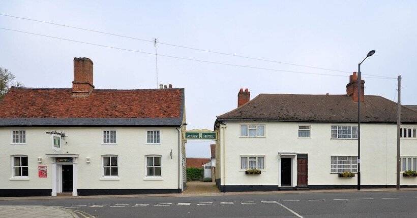 مبيت وإفطار The Abbey Hotel & Apartments