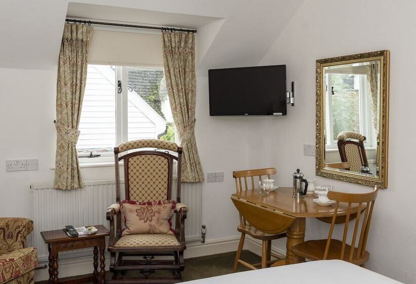 مبيت وإفطار The Abbey Hotel & Apartments