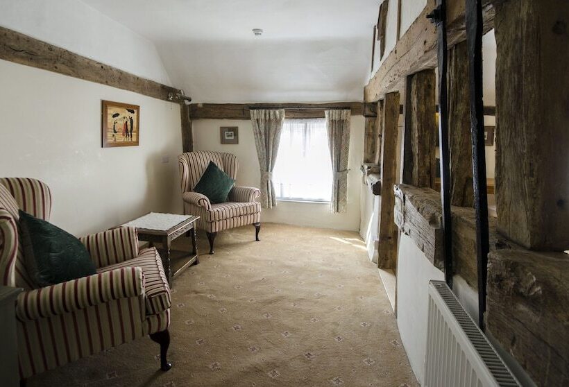 مبيت وإفطار The Abbey Hotel & Apartments