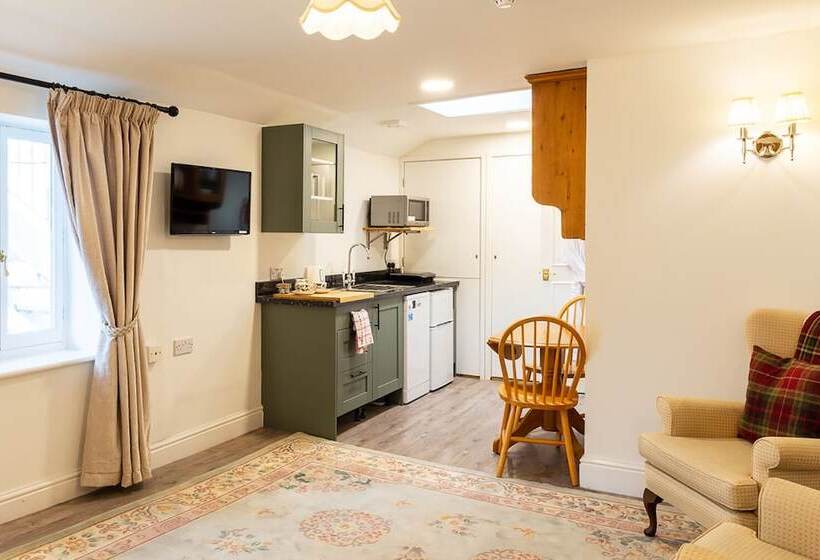 צימר The Abbey Hotel & Apartments