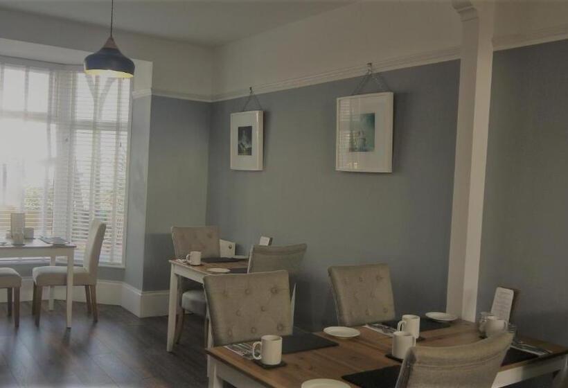 ベッドアンドブレックファースト The Lyncroft