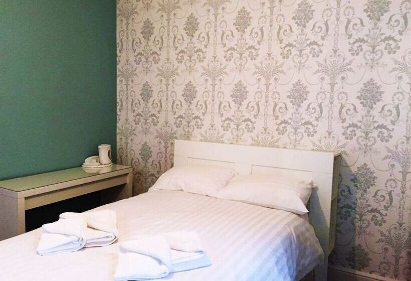 צימר The Volunteer