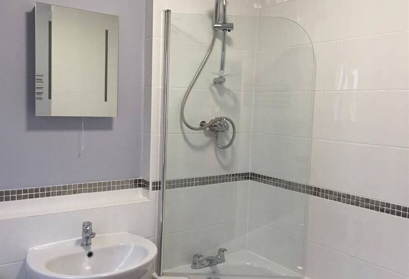 צימר The Volunteer