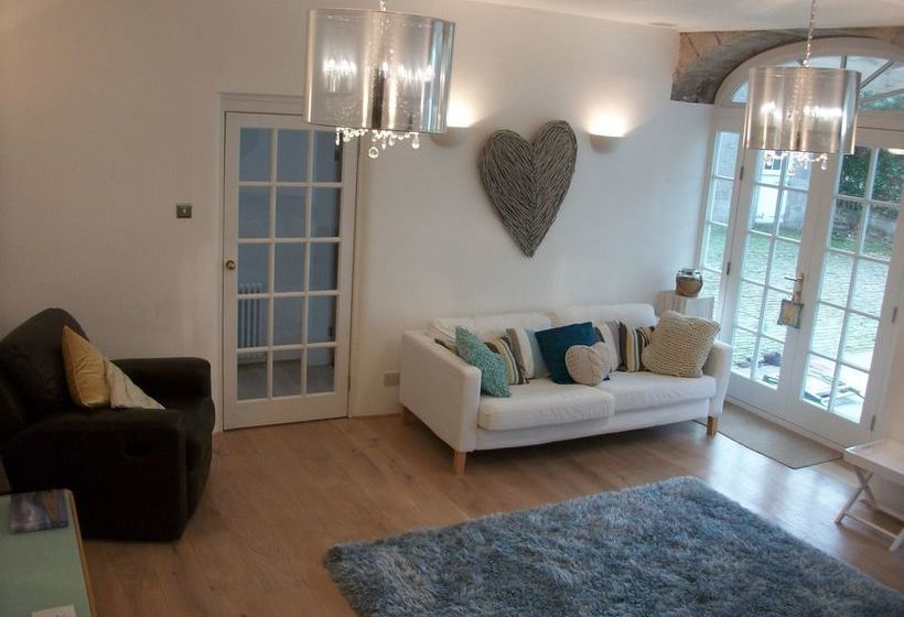 Centre Stables Luxury Self Catering Loch Lomond