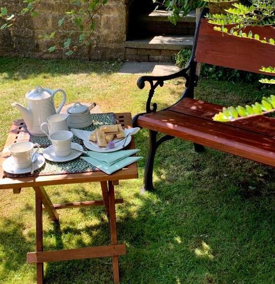 Ellen House Bed And Breakfast