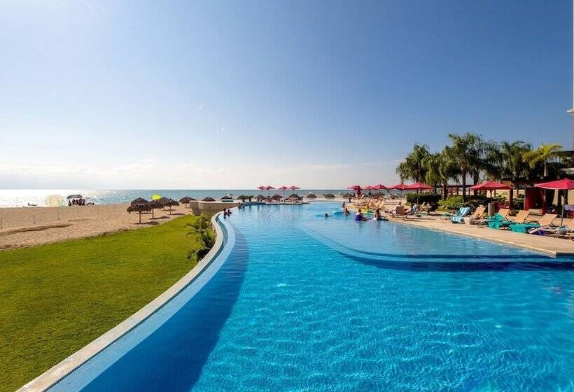 Grand Venetian Condominium