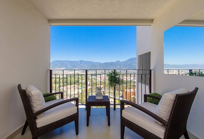 Grand Venetian Condominium