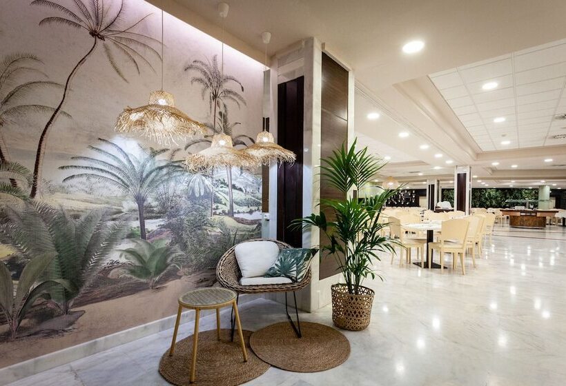 Holiday World Resort