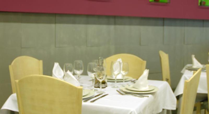 Holiday World Resort