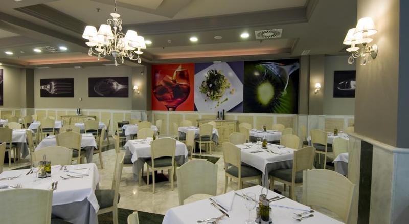 Holiday World Resort