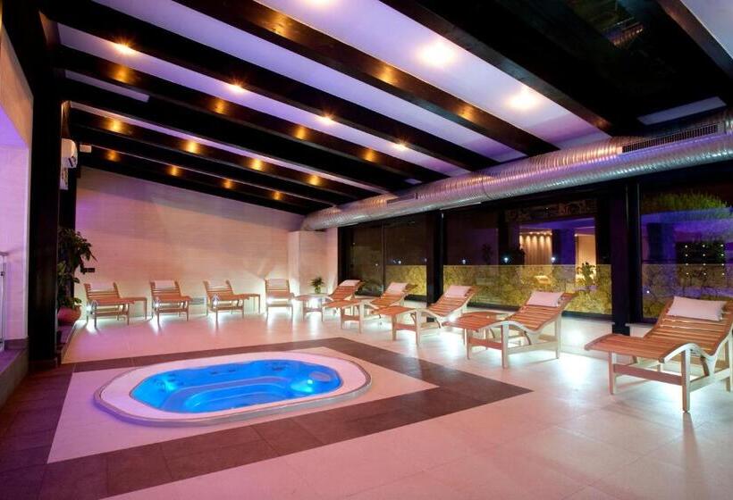 A Nuciara Park Hotel & Wellness Center