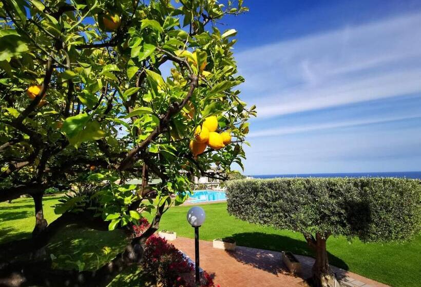 A Nuciara Park Hotel & Wellness Center