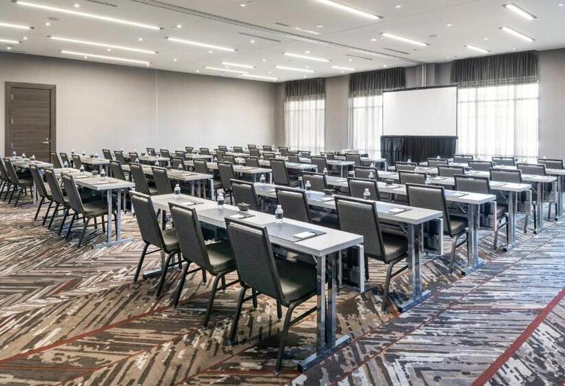 Ac Hotel By Marriott Boston Cambridge