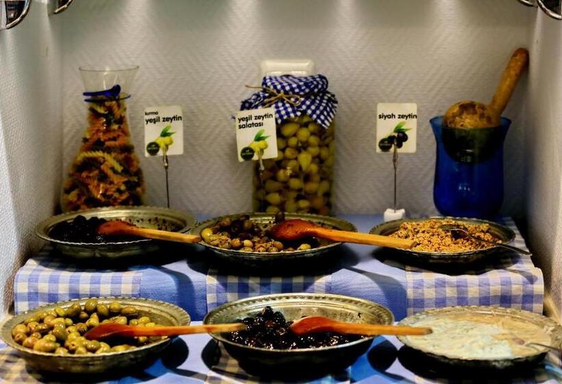 בית מלון כפרי Adana City Boutique