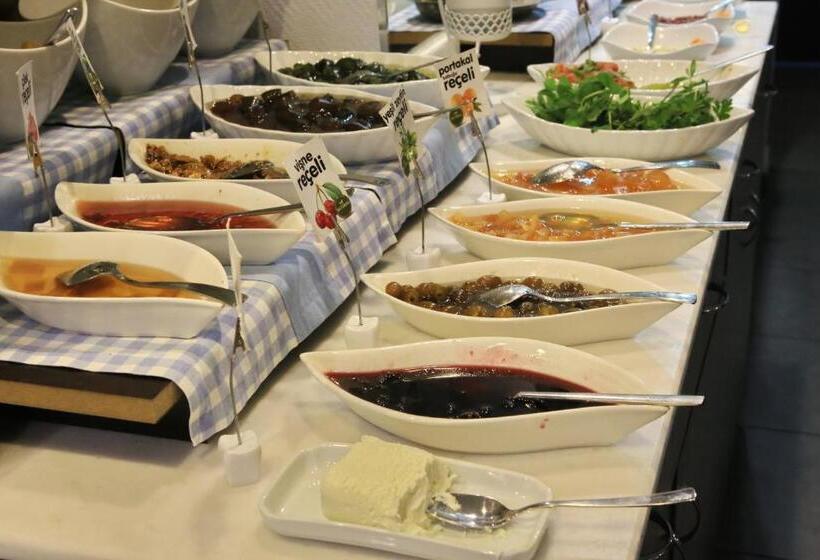 בית מלון כפרי Adana City Boutique