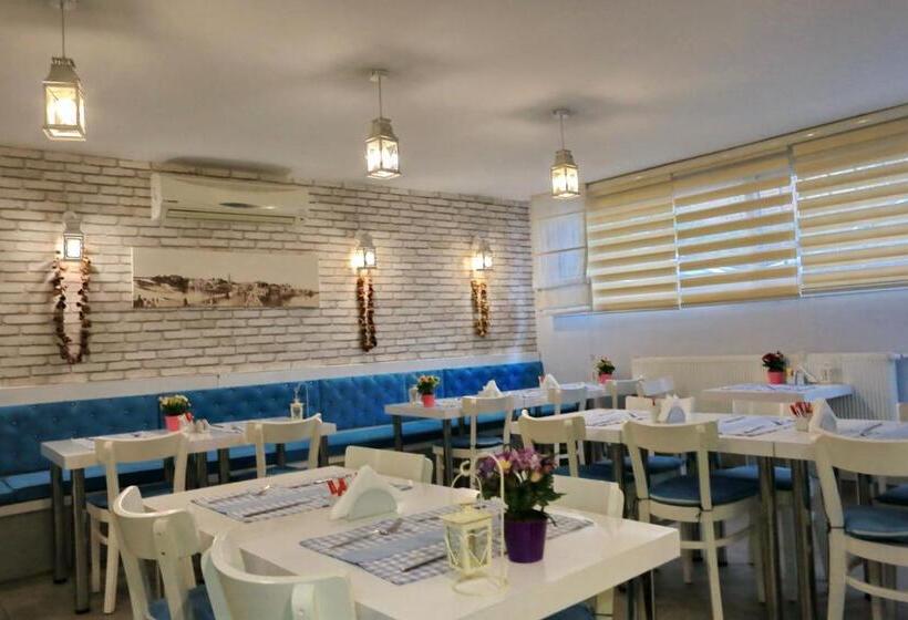 בית מלון כפרי Adana City Boutique