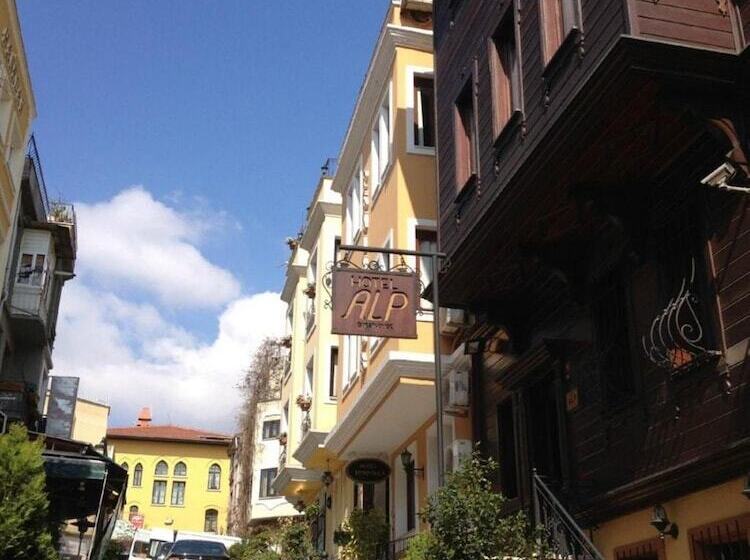 هتل Alp Guesthouse