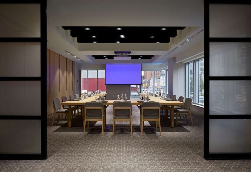 فندق Andaz Ottawa Byward Market, By Hyatt