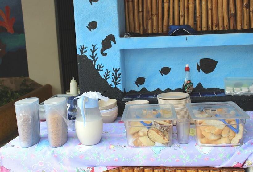 Отель Arrecife Huatulco Plus