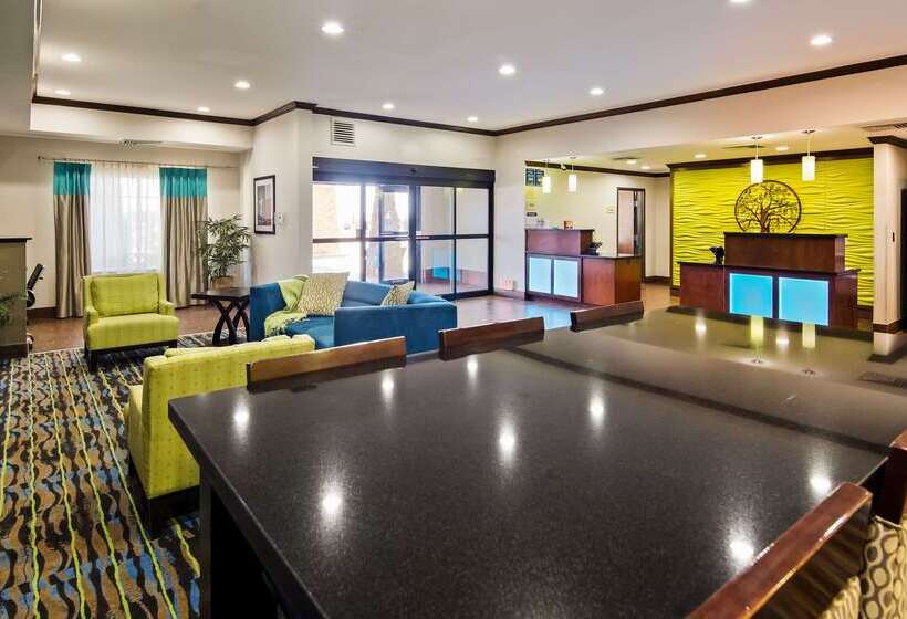 Best Western Plus Denver City Hotel & Suites