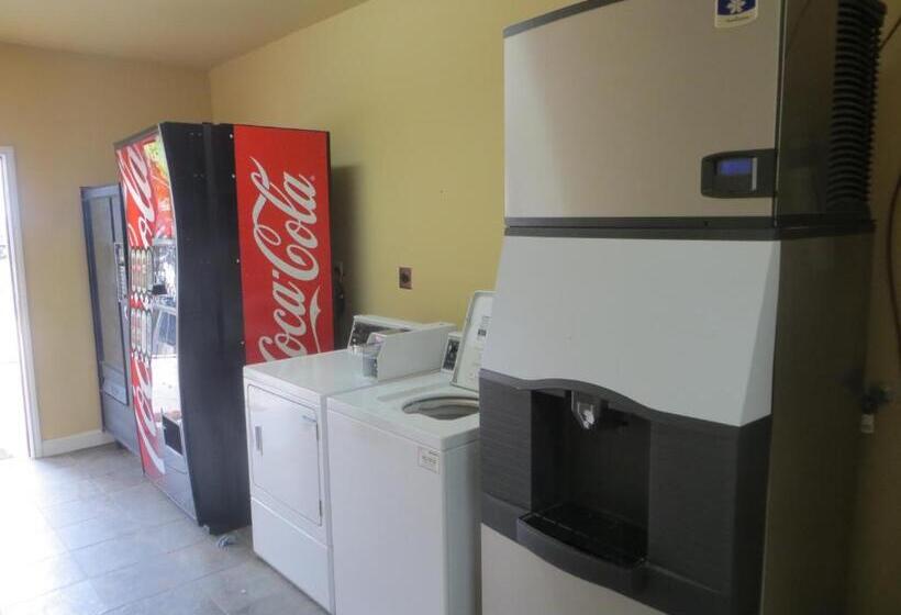 酒店 Black Gold Inn