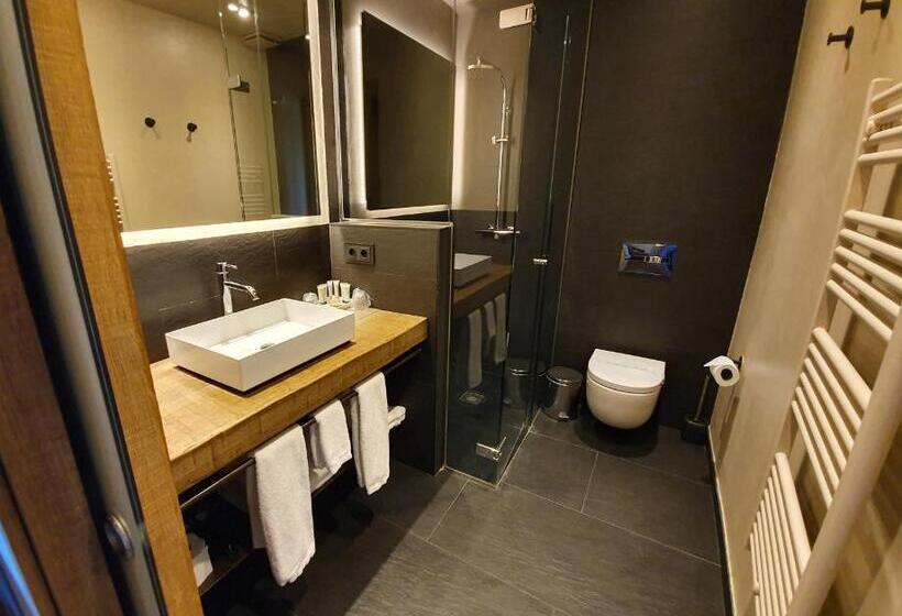 هتل Boutique Puig Franco  Adults Only