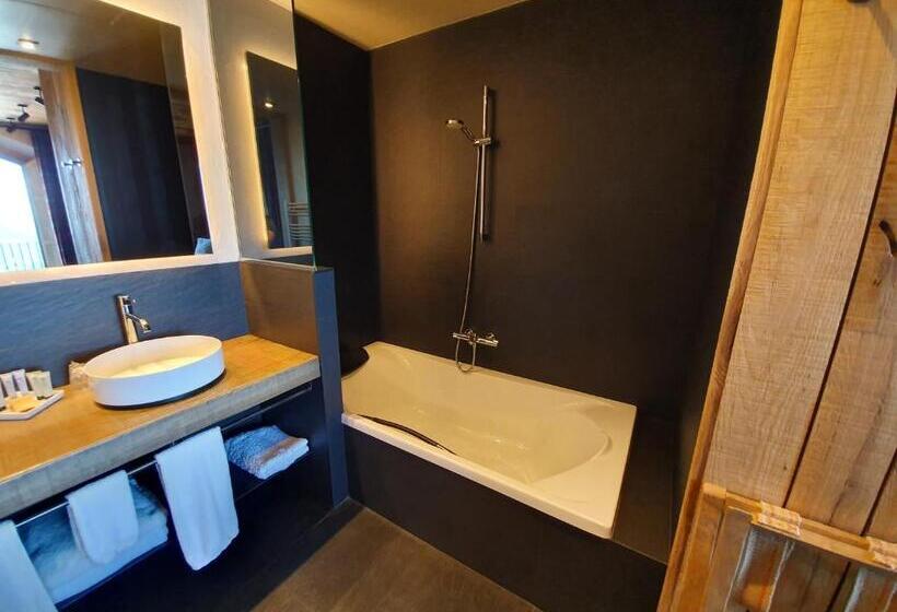 هتل Boutique Puig Franco  Adults Only