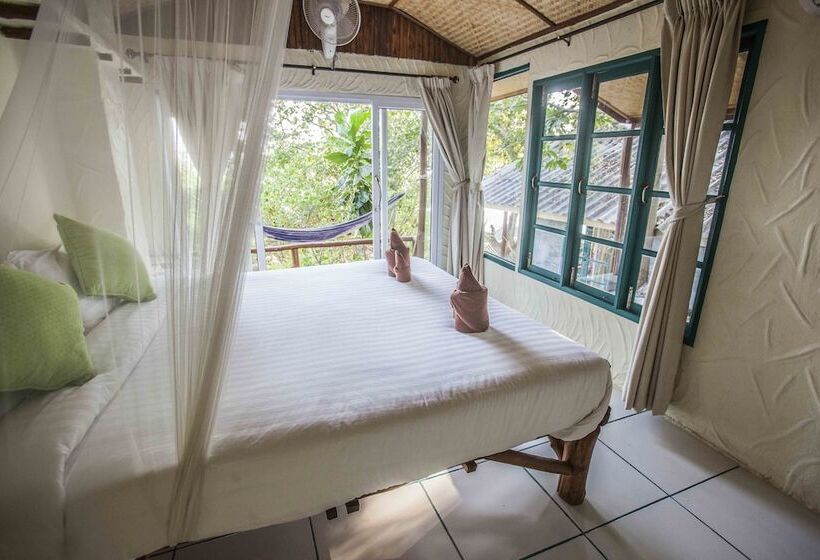 فندق Bubble Bungalow