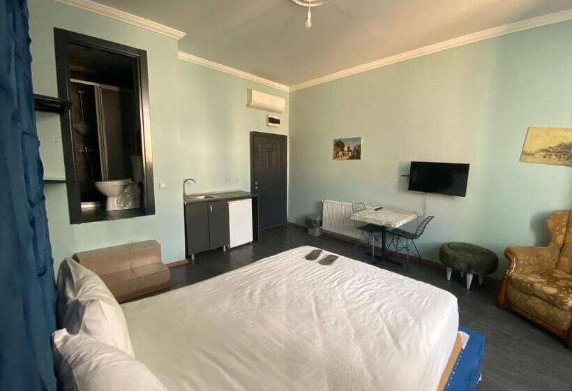 ホテル Pera Suites & Studios