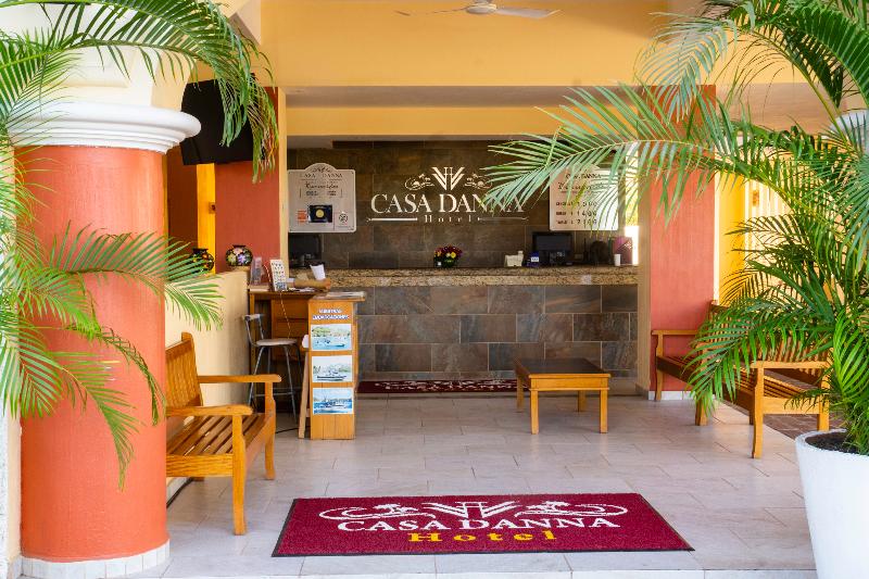 Отель Casa Danna Huatulco