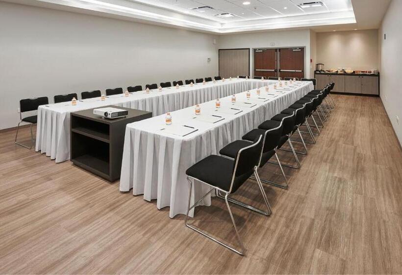 فندق City Express Junior By Marriott San Luis Potosi Carranza