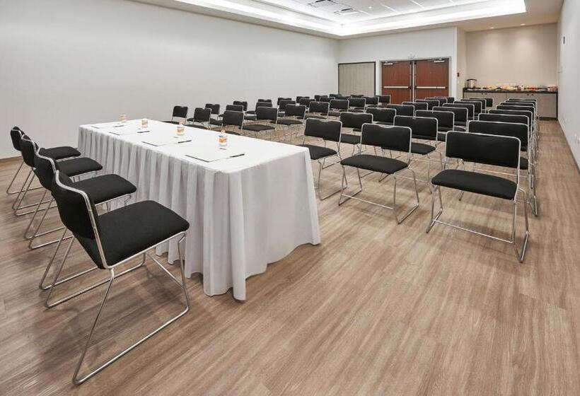 فندق City Express Junior By Marriott San Luis Potosi Carranza