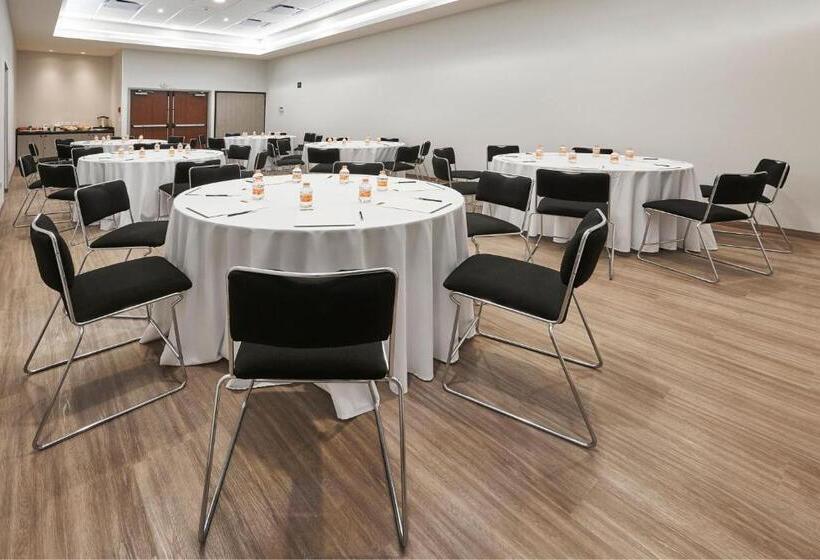 فندق City Express Junior By Marriott San Luis Potosi Carranza