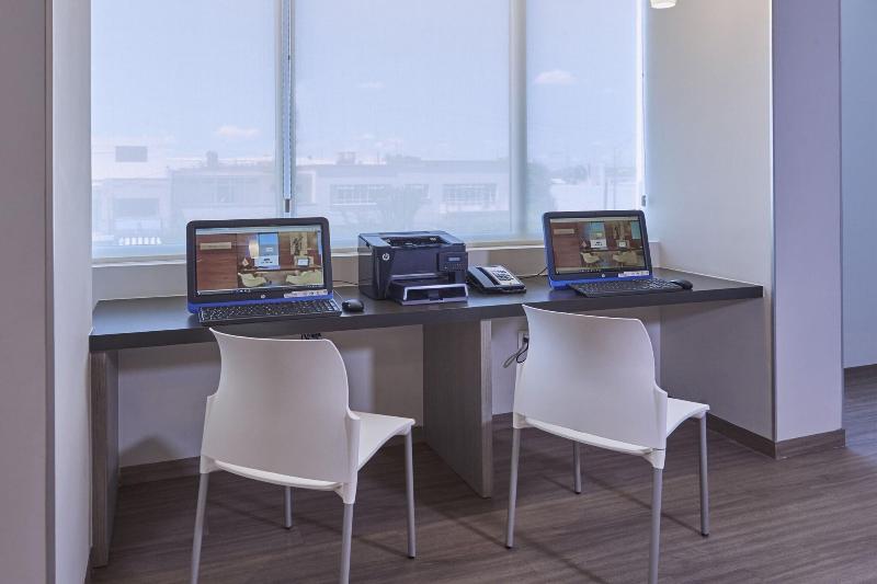 فندق City Express Junior By Marriott San Luis Potosi Carranza