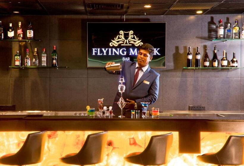 Отель Cj Pallazzio,salem