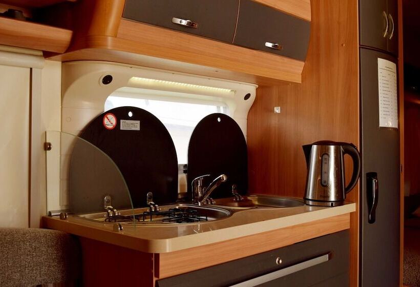 호텔 Go Outdoors Caravan Park Nuwara Eliya