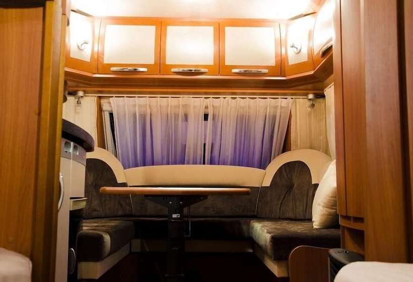 호텔 Go Outdoors Caravan Park Nuwara Eliya