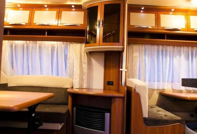 호텔 Go Outdoors Caravan Park Nuwara Eliya