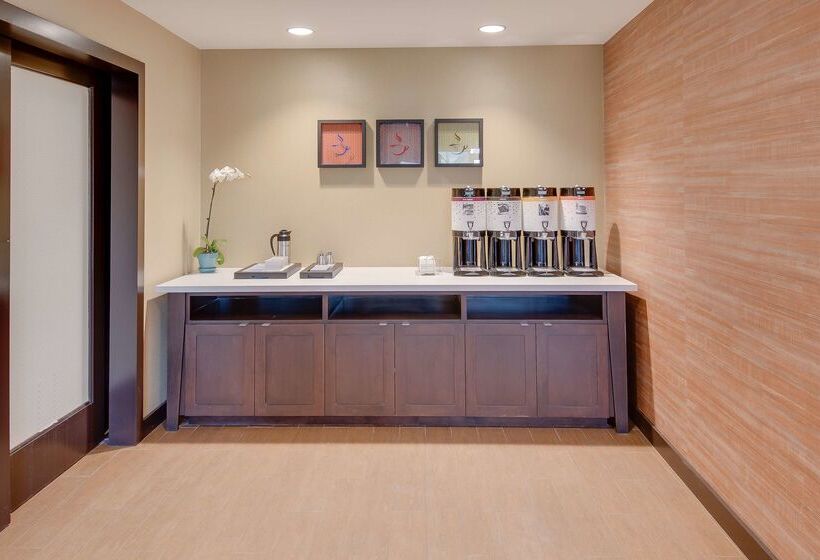 فندق Hampton Inn & Suites Los Angeles   Glendale