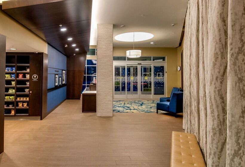 فندق Hampton Inn & Suites Los Angeles   Glendale
