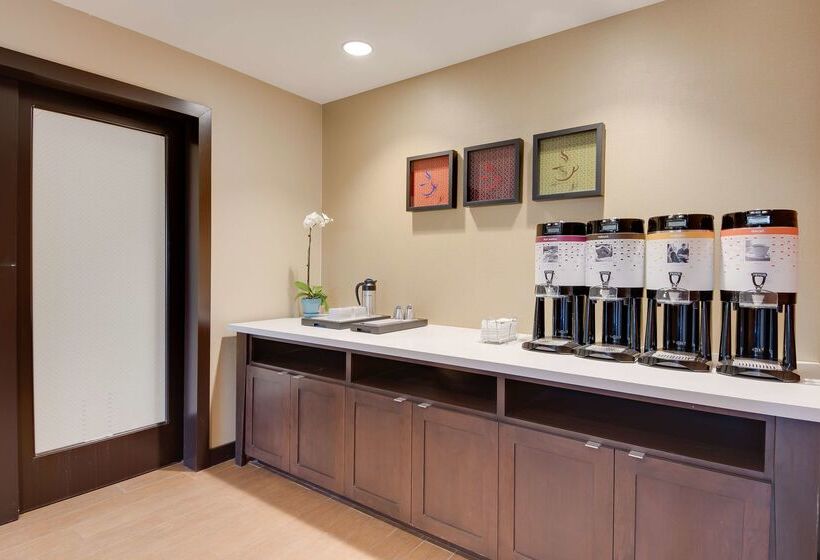 فندق Hampton Inn & Suites Los Angeles   Glendale