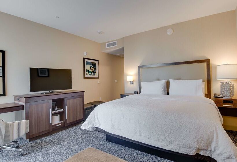 فندق Hampton Inn & Suites Los Angeles   Glendale