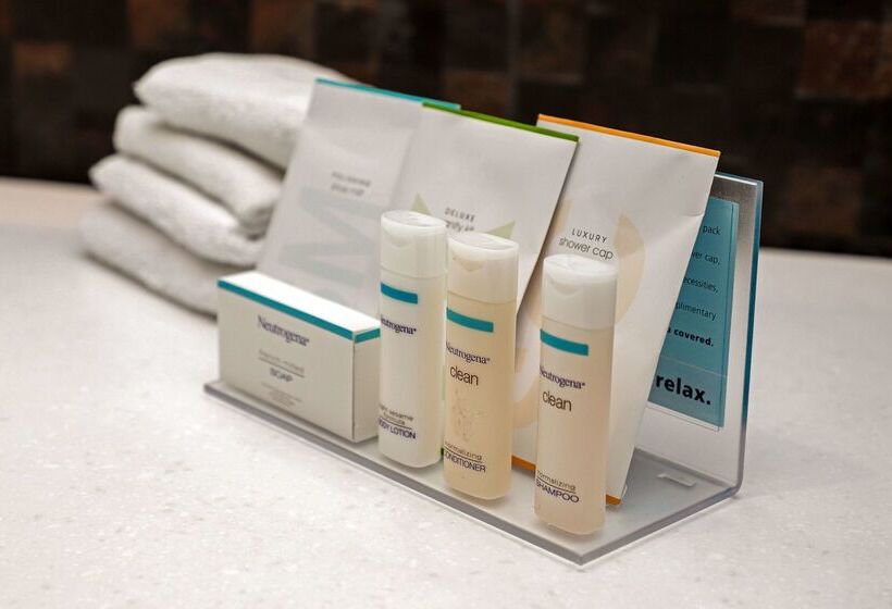 ホテル Hampton Inn By Hilton Irapuato