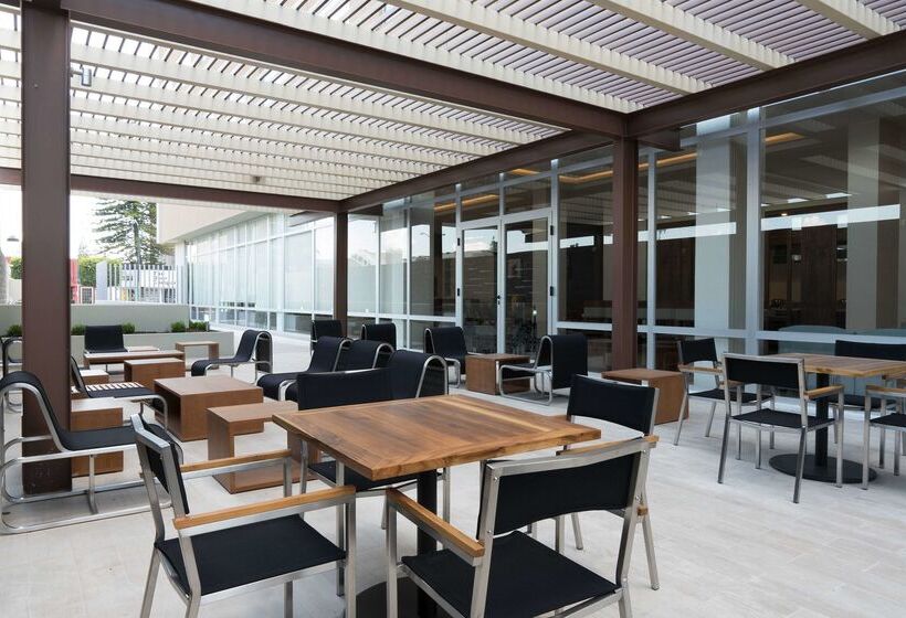 ホテル Hampton Inn By Hilton Irapuato