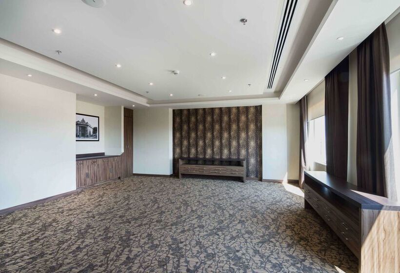 ホテル Hampton Inn By Hilton Irapuato