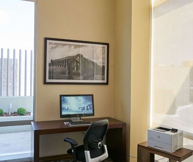 ホテル Hampton Inn By Hilton Irapuato