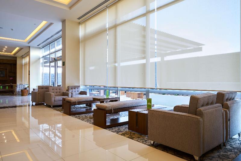 هتل Hampton Inn By Hilton Irapuato