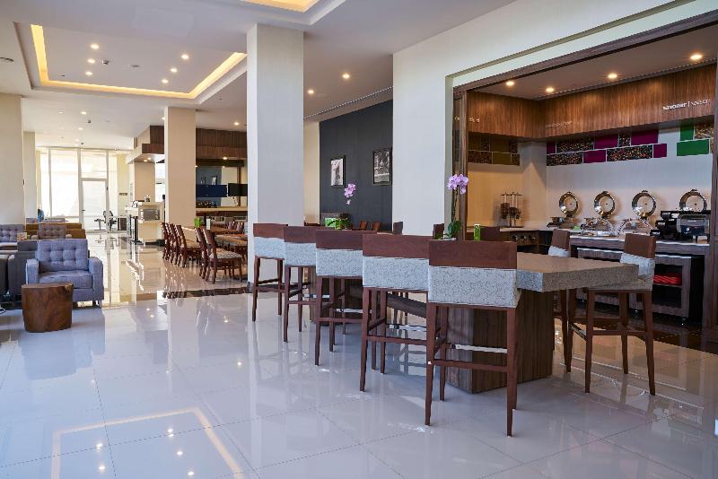 هتل Hampton Inn By Hilton Irapuato